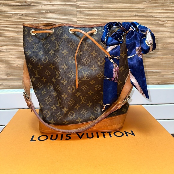 Louis Vuitton Handbags - Louis Vuitton Noe bucket bag🍂
